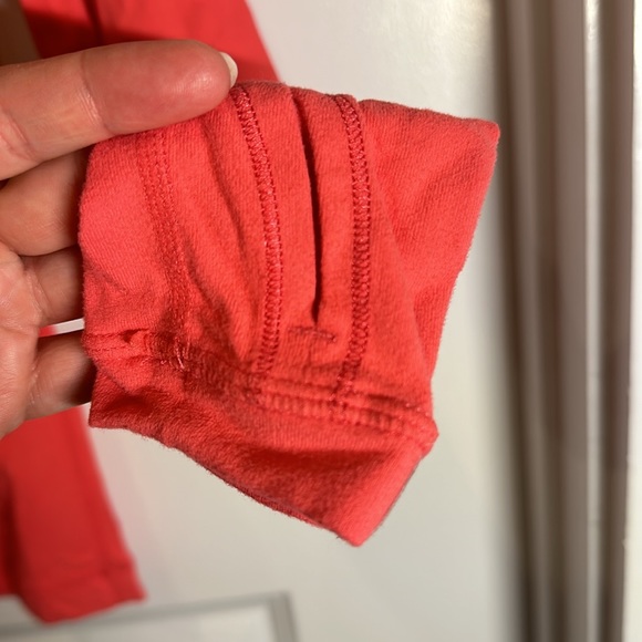 Lululemon Rulu Longsleeve Top size 6 - Picture 2 of 3